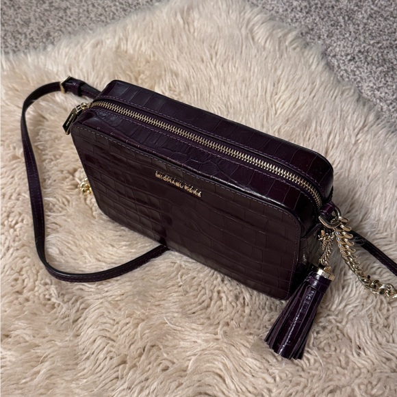 Michael Kors Ginny croc crossbody - Picture 3 of 13